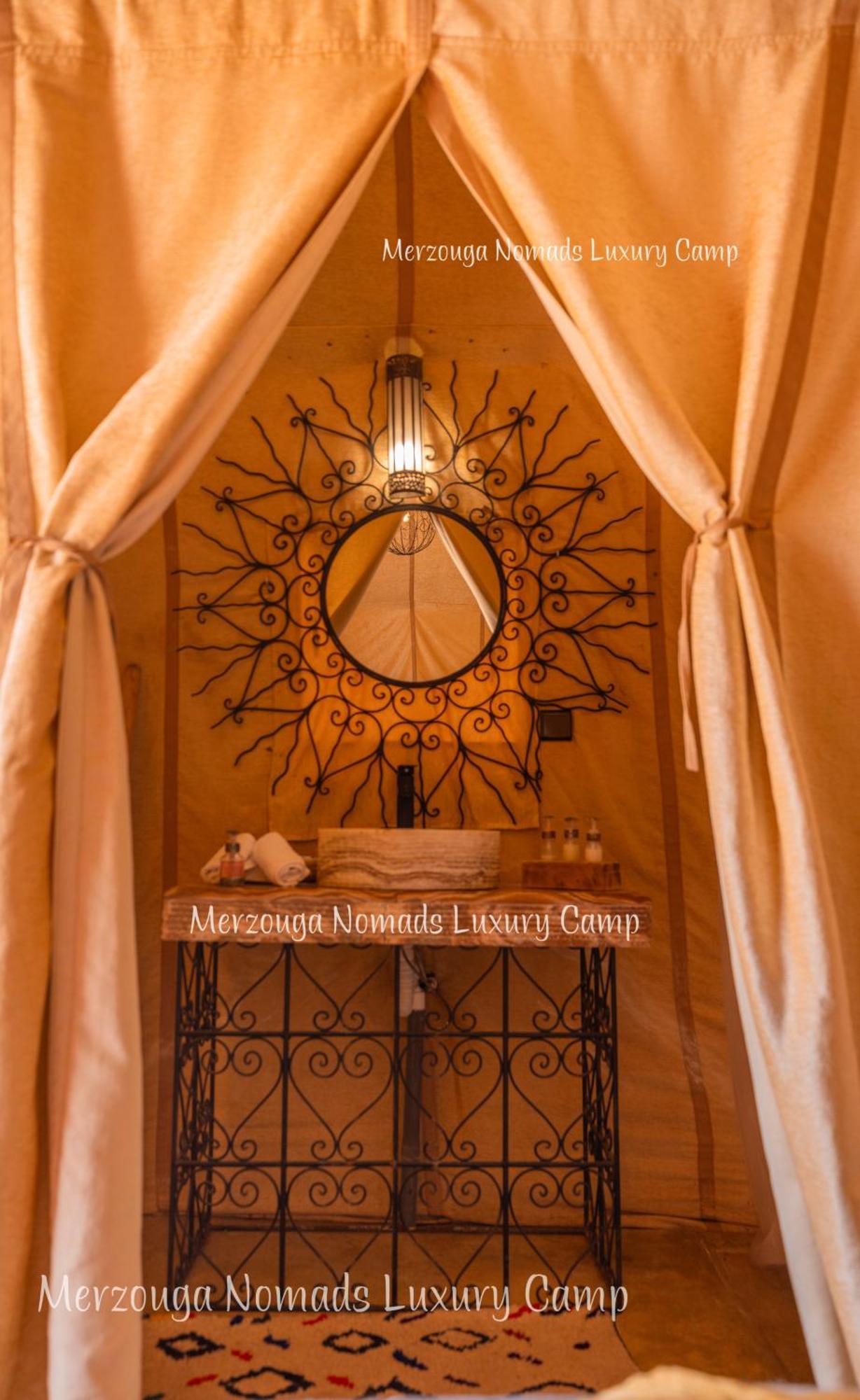 Merzouga Nomads Luxury Camp Zewnętrze zdjęcie