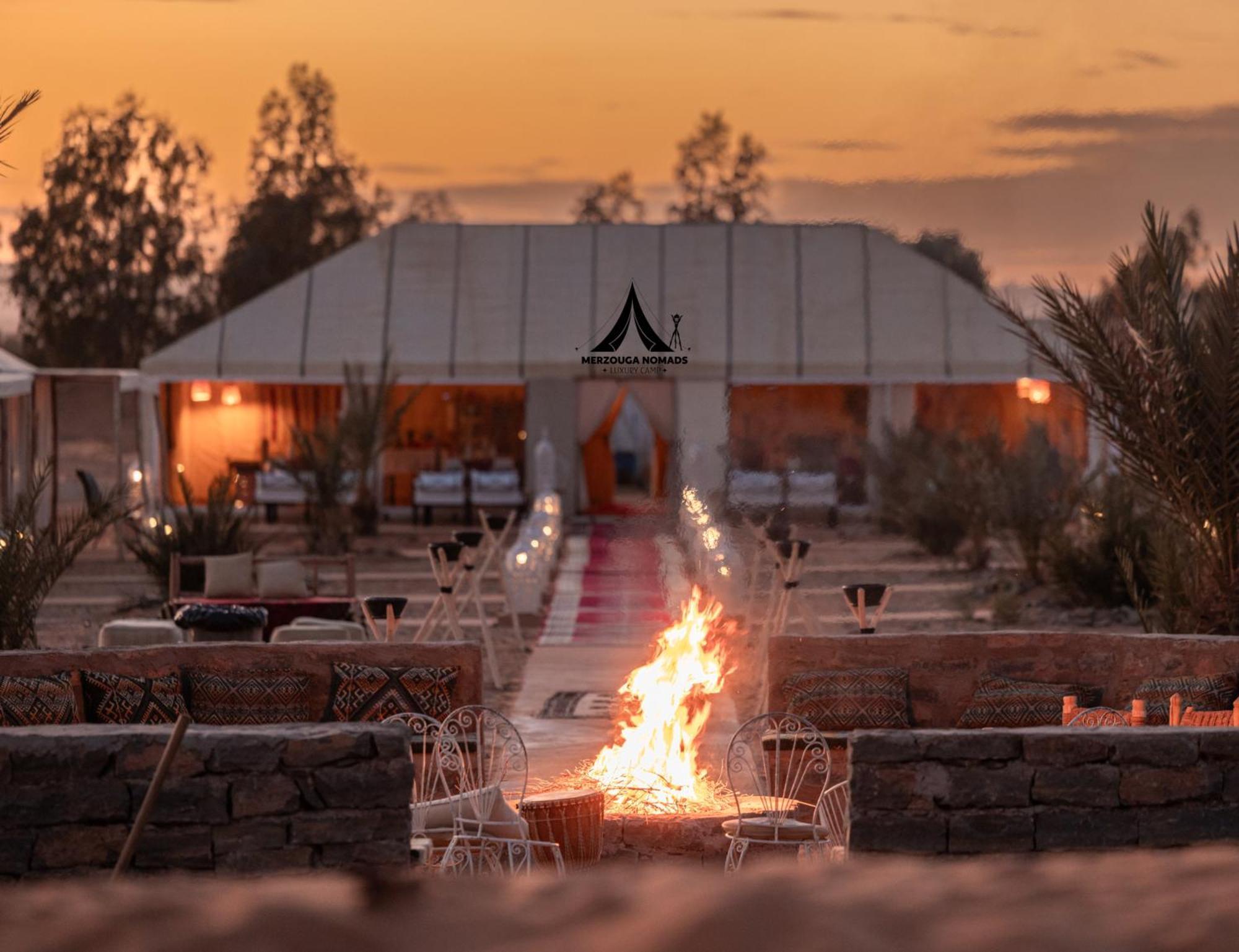 Merzouga Nomads Luxury Camp Zewnętrze zdjęcie